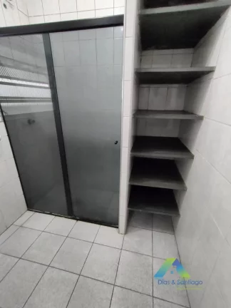Imagem Sobrado com 3 dormitórios e 2 vagas à três quadras do Metrô Sacomã!!