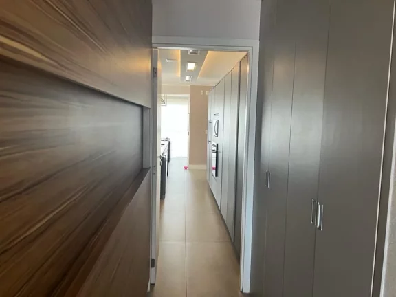 Imagem Apartamento cinematográfico no coração do Gonzaga, 3 suítes, 4 vags privativas, lazer completo, porteira fechada.