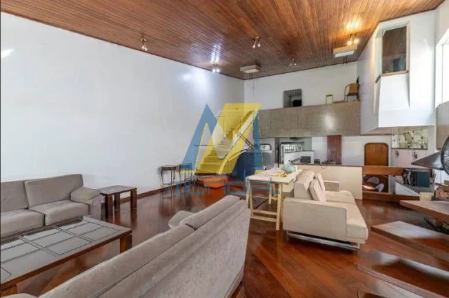 Imagem Casa de alto padrão para locação residencial com 340m² e lazer completo