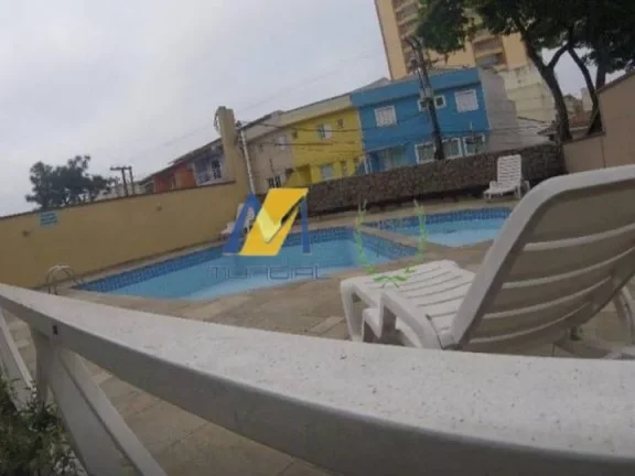 Imagem Com 2 dormitórios, sendo 1 suite, sala 2 ambientes.