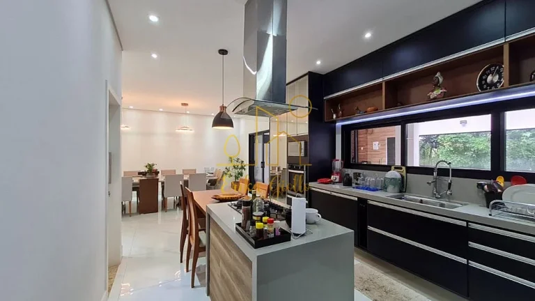 Imagem Casa em Condomínio a Venda no bairro Jardim Carolina - Jundiaí, SP