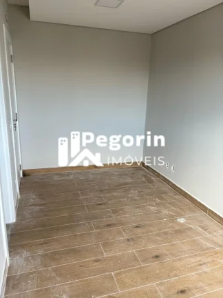 Imagem Sobrado à venda em Curitiba, Pinheirinho, com 3 quartos, 217,00m²