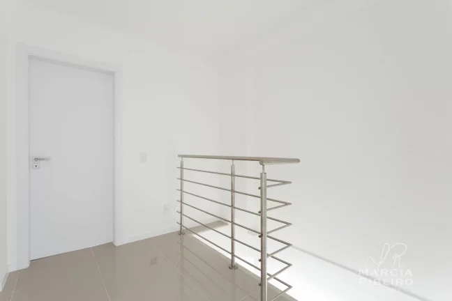 Imagem DUPLEX novo na Trindade com 3 quartos