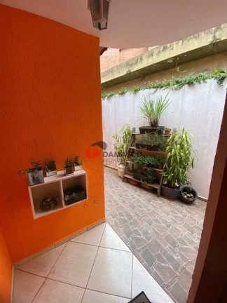 Imagem Casa à venda 2 Quartos, 1 Suite, 2 Vagas, 178M², Campestre, Santo André - SP
