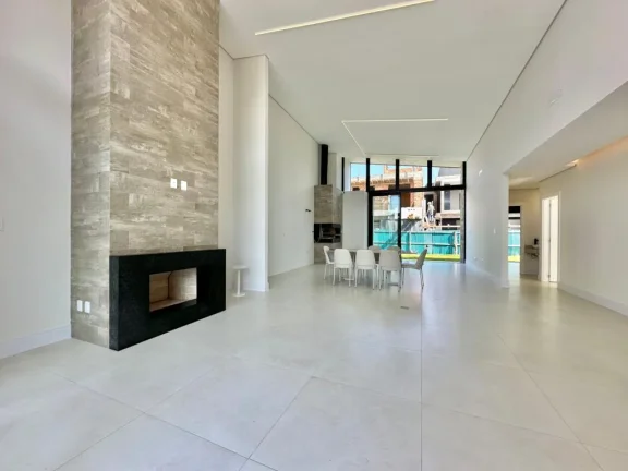 Imagem Casa em Condominio 4 Dormitórios - Bairro xangri-la