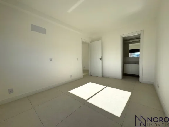 Imagem Apartamento Moderno de 2 Dormitórios, suíte, Garagem, Sacada e Churrasqueira no