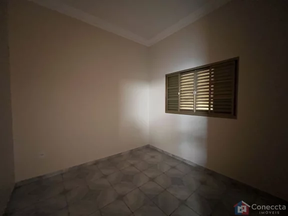 Imagem Casa à Venda no Centro de Patos de Minas – 3 Quartos, Suíte e 330m² de Conforto