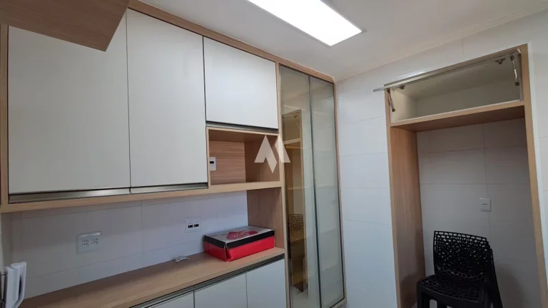 Imagem Apartamento Locação com 3 dormitorios - Ponta Praia / Santos