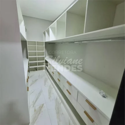Imagem Casa nova 3 suítes e 4 vagas no condomínio Gramados de Sorocaba