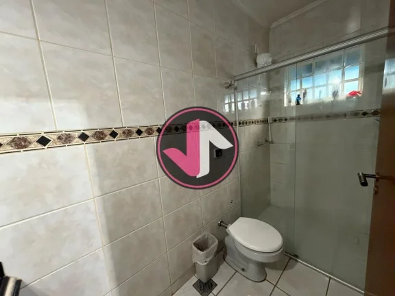 Imagem Se você procura por uma Casa Comercial espaçosa e cheia de comodidades em Cuiabá, não pode deixa...