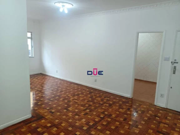 Imagem Apartamento Reformado com 3 Dormitórios e Garagem Privativa em Santos