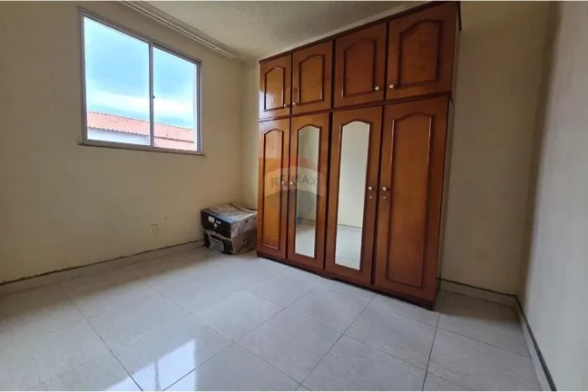 Imagem Apartamento á venda com 2 quartos e com 42m² em Paciência - Rio de Janeiro