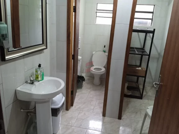 Imagem BARRACÃO/GALPÃO à venda com 1950m² por R$ 4.300.000,00 no bairro Vargem Grande - PINHAIS / PR
