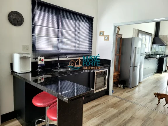 Imagem Casa de Condomínio em Taubaté SP.