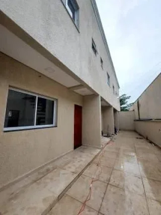 Imagem Casa para Venda em Itanhaém, Belas Artes, 2 dormitórios, 2 suítes, 1 banheiro, 2 vagas