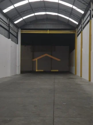 Imagem Galpão comercial para locação
Área total de 1.200m² com piso nivelado a laser e pé direito de ...
