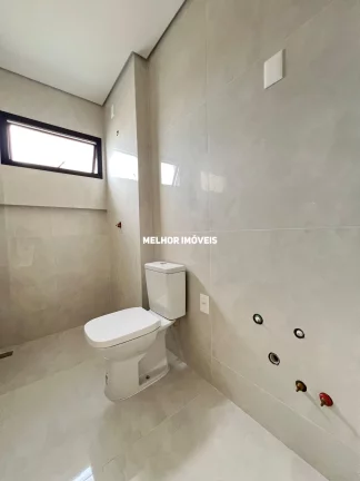 Imagem Sobrado Novo á venda com 3 suítes com uma localização privilegiada no bairro Vila Real em Balneário Camboriú.