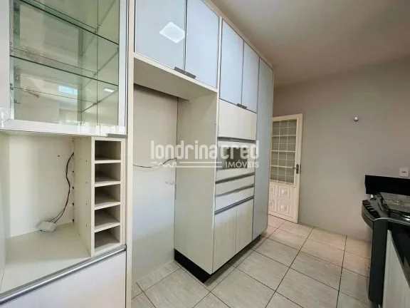 Imagem Casa à Venda no Conjunto Alexandre Urbanas – 2 Quartos (1 Suíte), Cozinha Planejada, Sala com Painel e Espaço com Infra para Churrasqueira!
