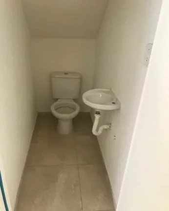 Imagem Sobrado com 2 Quartos e 2 banheiros à Venda, 80 m²