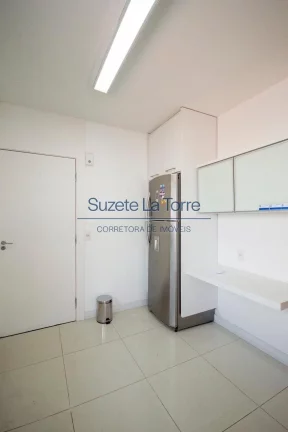 Imagem Lindo apartamento com 100 m² área útil. Acesso rápido a Av. Marginal Pinheiros, Av. Luís Carlos...