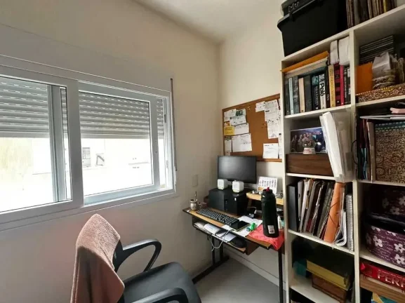 Imagem Casa com 3 dormitórios sendo 1 suíte e 2 vagas de garagem - Bairro Campeche, Florianópolis/SC