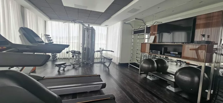 Imagem Studio à Venda, 54m2, Mobiliado, 1 Vaga, Centro - Florianópolis/SC
