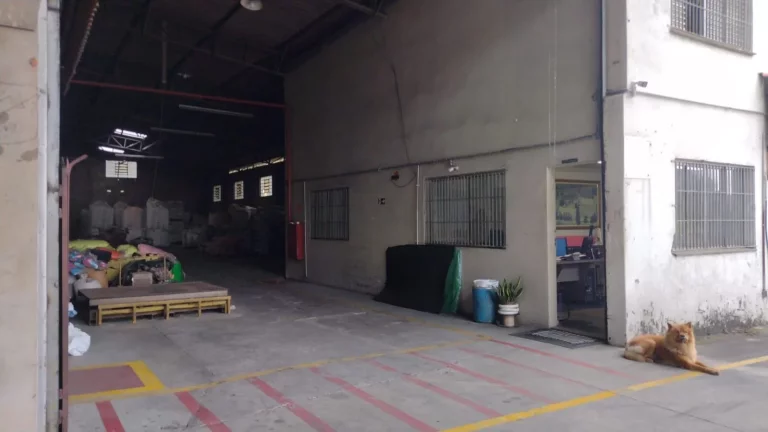 Imagem ÁREA A VENDA TERRENO COM DOIS GALPÕES INDUSTRIAL NA VILA CARMOSINA - ZONA LESTE