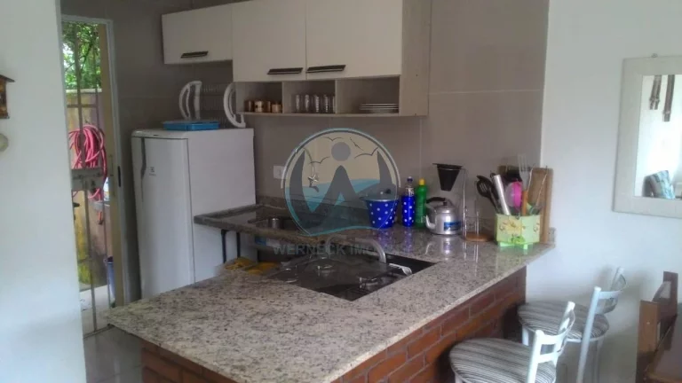 Imagem Imperdível: Apto à venda em Ubatuba-SP, Maranduba! 1 quarto, 1 sala, 1 banheiro, 1 vaga, 35m² área.