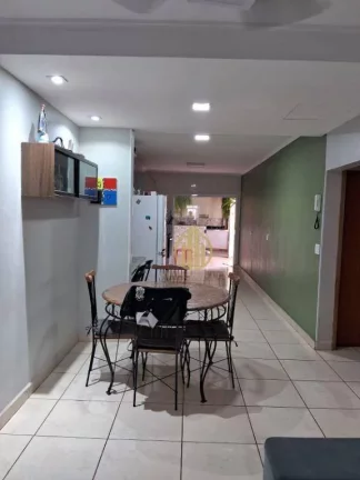 Imagem Casa com 2 dormitórios à venda, 143 m² por R$ 435.000,00 - Jardim Interlagos - Ribeirão Preto/SP