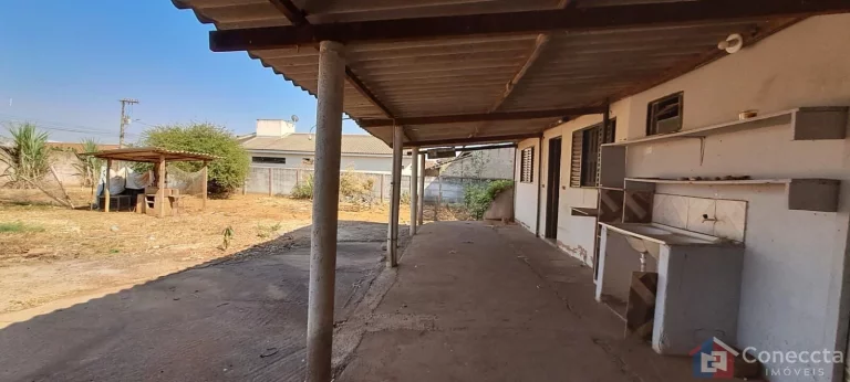 Imagem Lote + Casa nos Fundos à Venda no Bairro Planalto – Patos de Minas | Ótimo Negócio