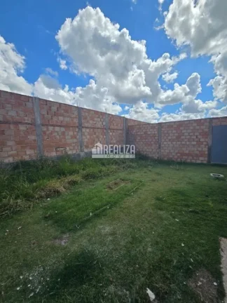 Imagem Casa à venda no Parque das Aroeiras - Uberaba. Ótima oportunidade!