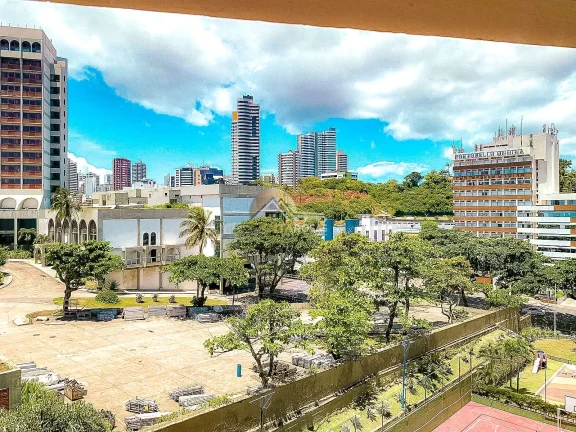 Imagem Ondina Apart Hotel: 75 m², andar alto, nascente, varanda com vista mar, 2 quartos (1 suíte), 1 vaga