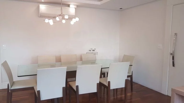 Imagem Apartamento amplo e bem dividido, ensolarado, com living para 02 ambientes, 03 dormitórios sendo 01...