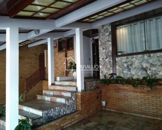Imagem Casa à venda em Jardim Leocádia com 565m² 6 quartos, 7 vagas