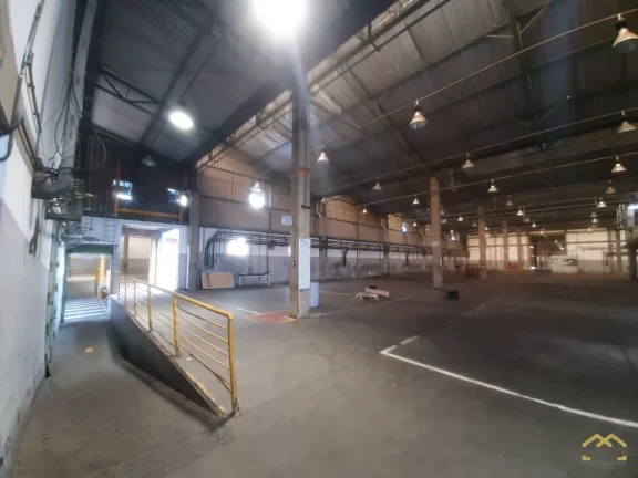 Imagem Galpão para Locação com 8000 m² Retiro - Jundiaí - SP