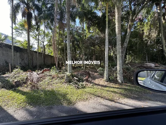 Imagem Terreno em ótima localização na praia de Taquaras em Balneário Camboriú