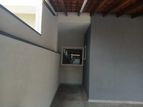 Imagem Imperdível oportunidade! Casa à venda em Sorocaba-SP, Jardim Wanel Ville V - 3 quartos, 1 suíte, 3 salas, 2 banheiros, 2 vagas de garagem - 111,52m².
