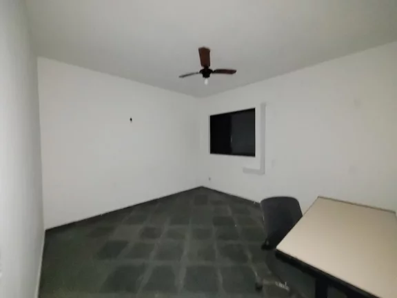 Imagem PITANGUEIRAS – NA QUADRA DA PRAIA, APARTAMENTO AMPLO, CLARO E SUPER AREJADO, LAZER NO PRÉDIO E 02 VAGAS DE GARAGEM.
