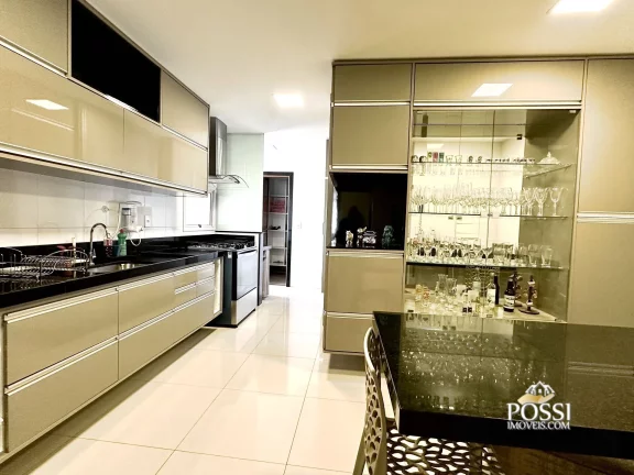Imagem PRAIA DA COSTA - Apartamento de 4 quartos sendo 3 suítes (1 reversível) vendido de Porteira Fechada