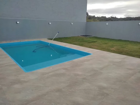 Imagem Casa térrea à venda com 3 quartos, sendo 1 suíte, em Loteamento Parque Residencial Serras de Atibaia II, Atibaia - SP