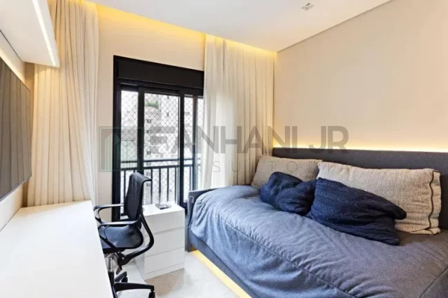 Imagem Apartamento de alto padrão no Jardim Paulista: 4 Quartos, 4 Suítes, 3 Salas, 6 Banheiros e 4 vagas de garagem - São Paulo-SP