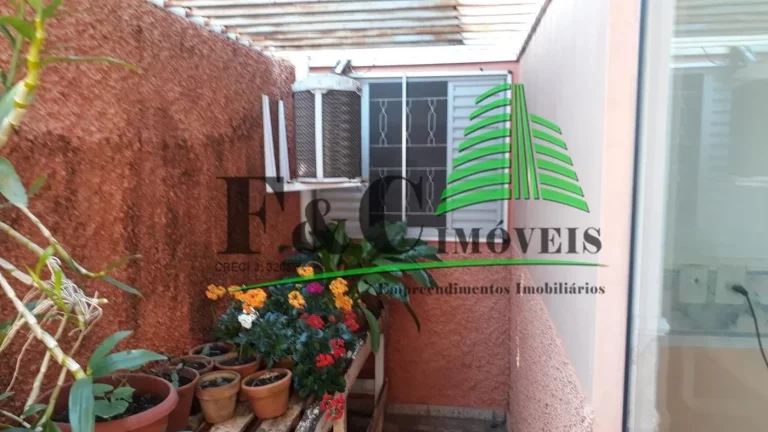 Imagem Casa para Venda em Limeira, Jardim Caieira, 2 dormitórios, 1 suíte, 1 banheiro, 1 vaga