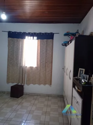 Imagem CASA TERREA À VENDA COM 2 DORMITÓRIOS E 3 VAGAS NA VILA DAS MERCES !!