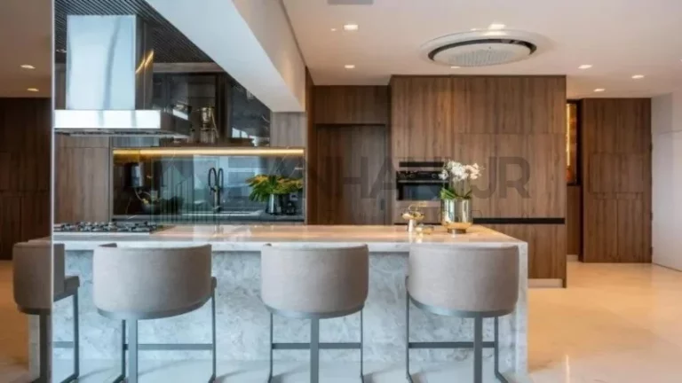 Imagem Imperdível: Cobertura de Alto Padrão na Vila Nova Conceição, São Paulo-SP - 2 Quartos, 2 Suítes, 4 Salas, 4 Banheiros, 4 Vagas - 240m².