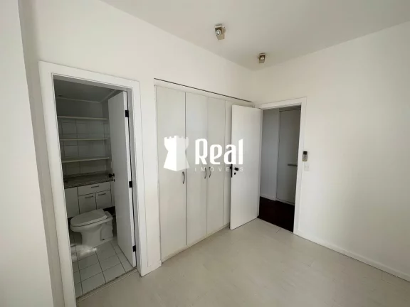 Imagem Píer e Teleférico com Acesso Privativo ao Mar