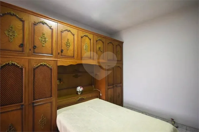 Imagem Casa Térrea à venda com 2 quartos, sendo 1 suíte, em Vila Sônia, São Paulo - SP