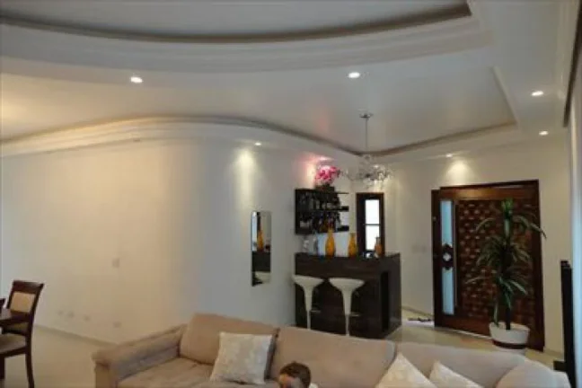 Imagem Casa para Venda por R$910.000,00 com 3 dormitórios, 1 suite e 4 vagas - Jardim helena, Sao paulo / SP - Cód. 3381