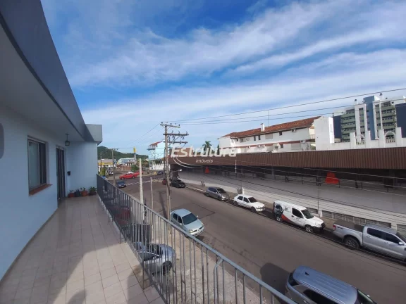 Imagem Sobrado próximo ao bairro Dores