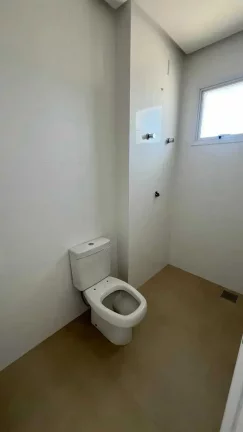 Imagem Apartamento com 3 suítes e 3 vagas de garagem em Meia Praia - Itapema/SC