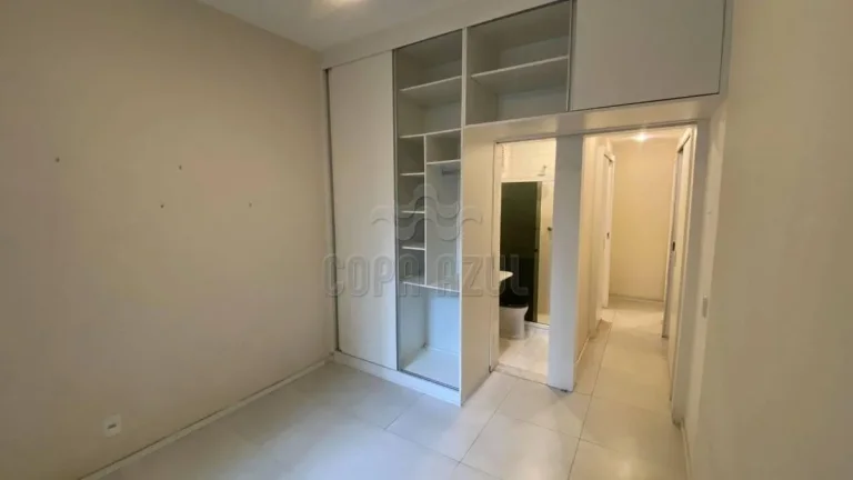 Imagem Laranjeiras – Rua das Laranjeiras | Residencial › Apartamento 3 quarto(s) à Venda